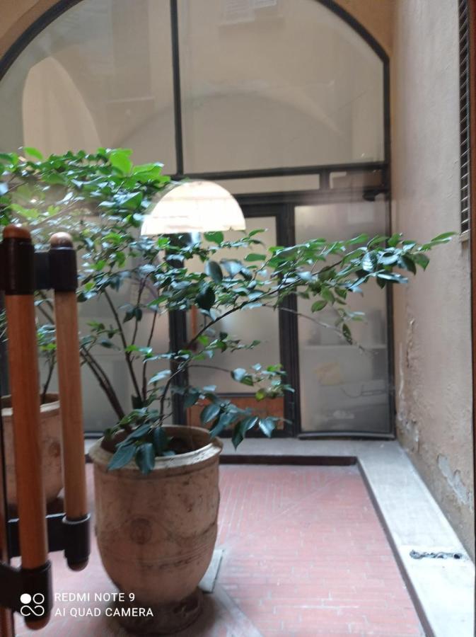 Bibi'S House Hotel Болоня Екстериор снимка